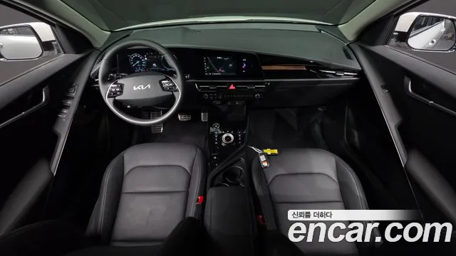 Kia Niro The All New Niro Signature — Фото автомобиля 6