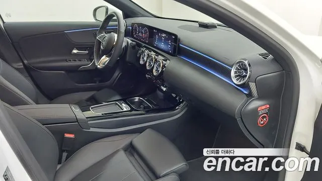 Mercedes-Benz A-Class — Фото автомобиля 13