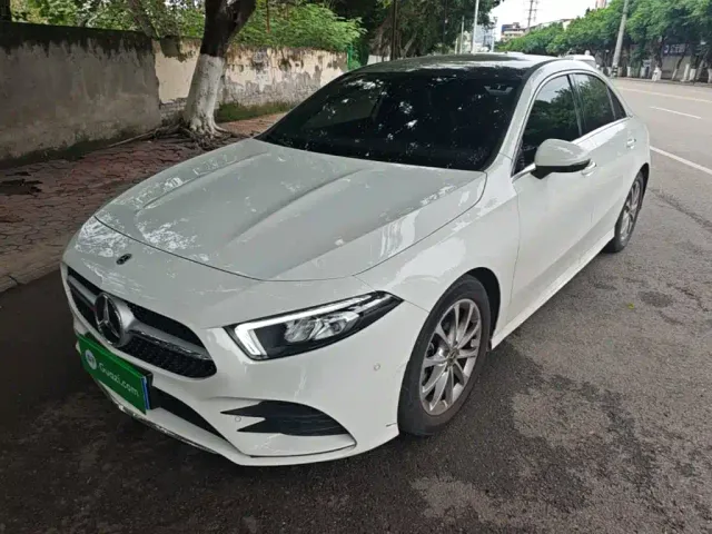 Фотография автомобиля — Mercedes-Benz A-Class