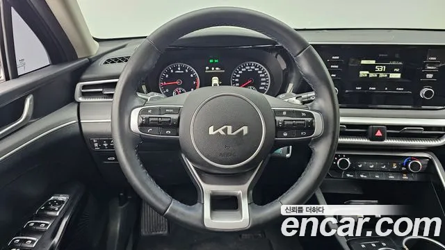 Kia K5 — Фото автомобиля 12