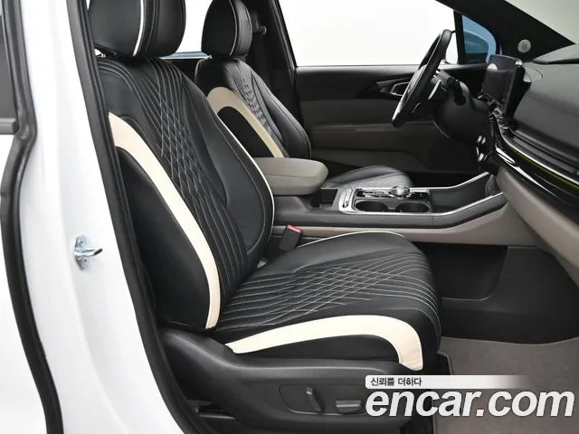 Kia Carnival Generation 4 — Фото автомобиля 10
