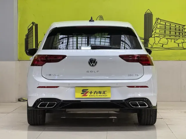 Volkswagen Golf — Фото автомобиля 6