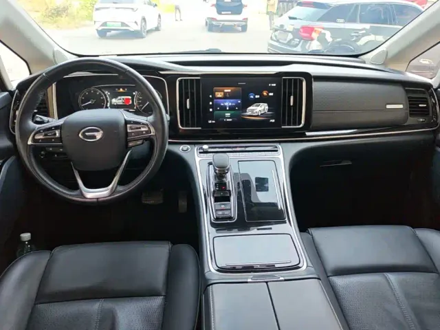 GAC Trumpchi M8 — Фото автомобиля 9