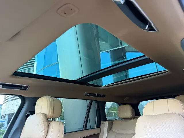 Land Rover Range Rover — Фото автомобиля 13