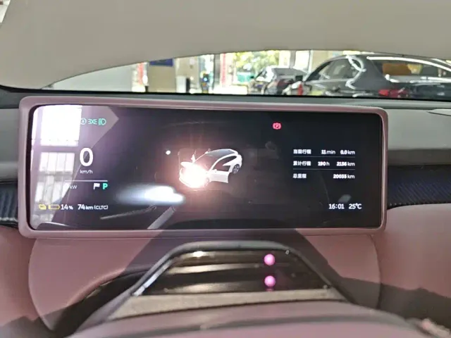 Nio ET5 Touring — Фото автомобиля 11