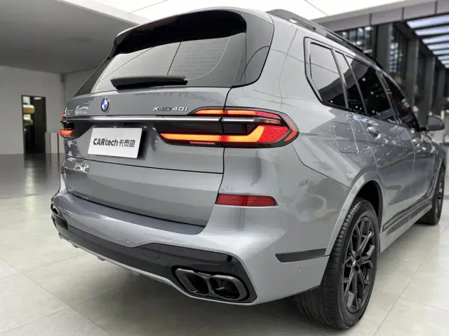 BMW X7 — Фото автомобиля 6