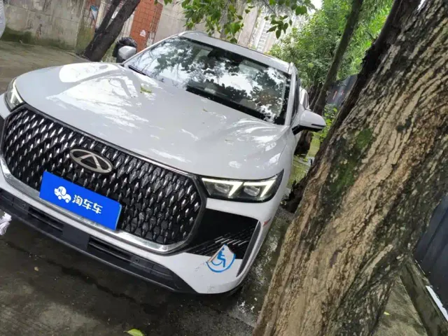 Фотография автомобиля — Chery Tiggo 8