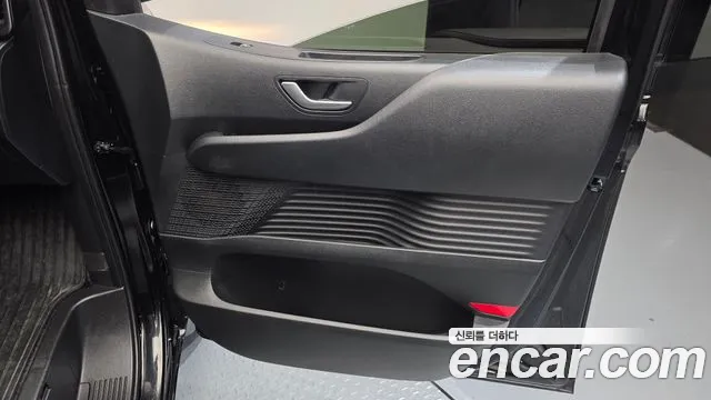 Hyundai Staria — Фото автомобиля 14