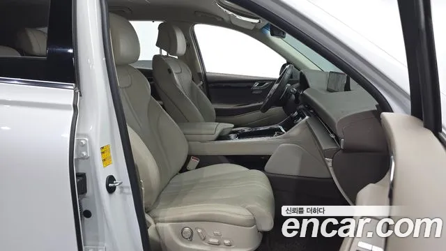 Genesis GV80 — Фото автомобиля 11