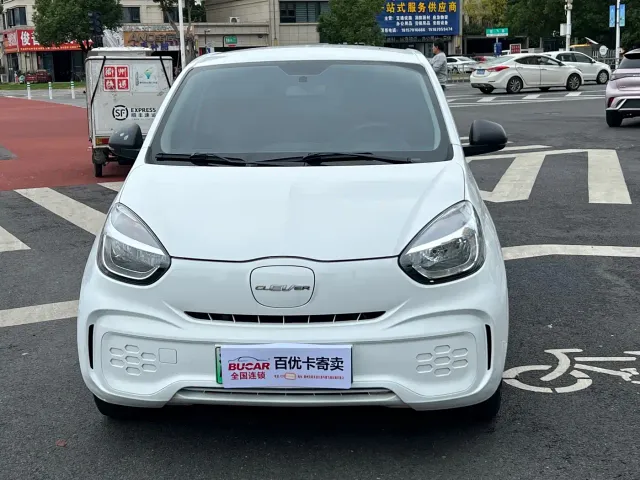 Roewe Clever — Фото автомобиля 2