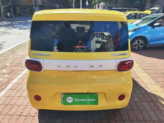 Wuling Hongguang Mini EV — Фото автомобиля 5