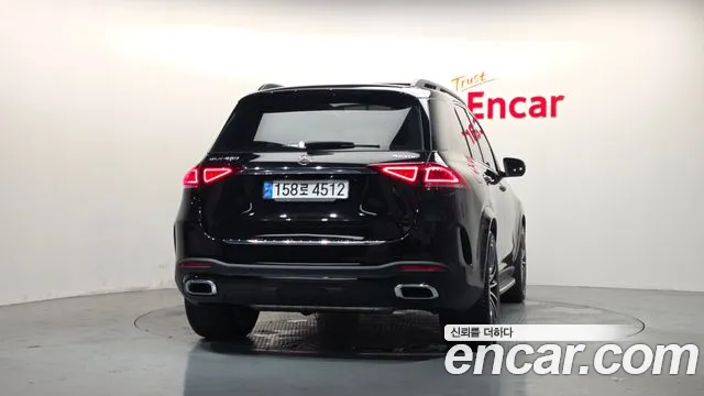 Mercedes-Benz GLE-Class — Фото автомобиля 4