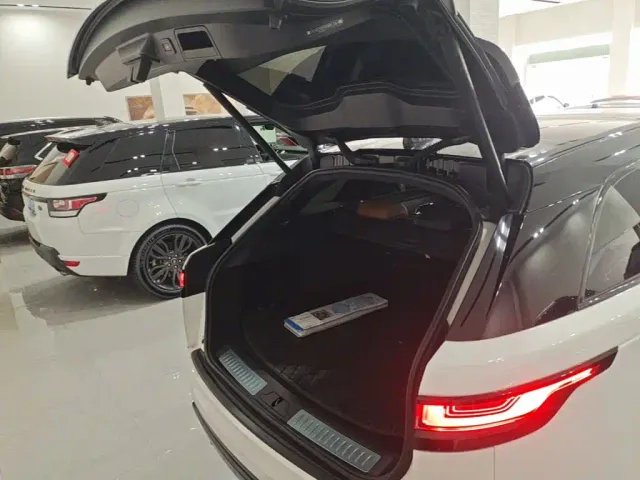 Land Rover Range Rover Velar — Фото автомобиля 18