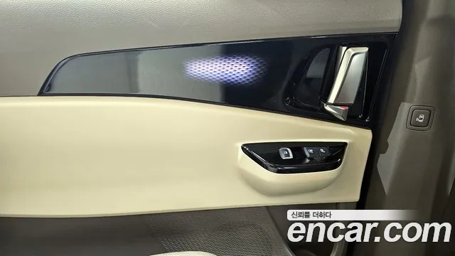 Kia Canival Carnival 4 поколение Бензин 9 мест Hi-Limousine — Фото автомобиля 24