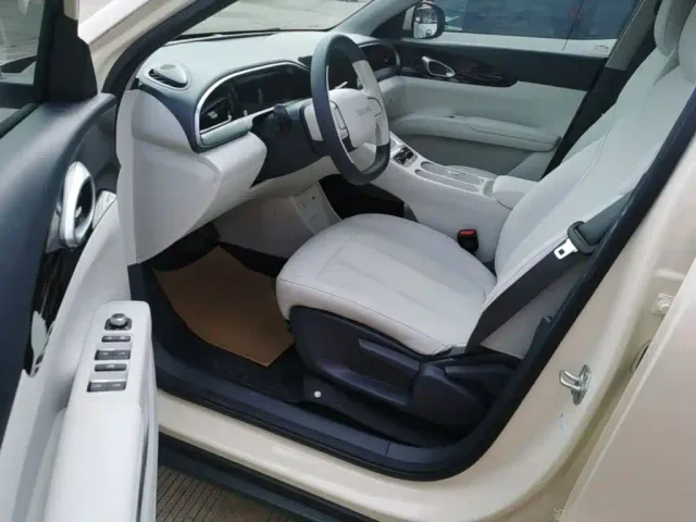 Geely Starry Wish — Фото автомобиля 14