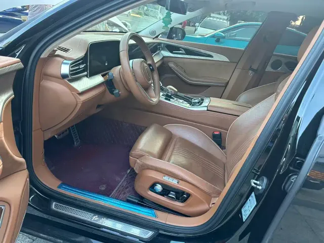 Hongqi H9 — Фото автомобиля 3