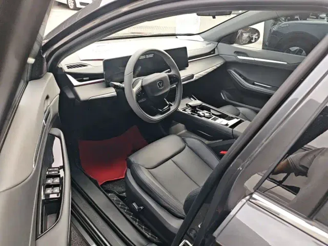 Changan Raeton Plus — Фото автомобиля 14
