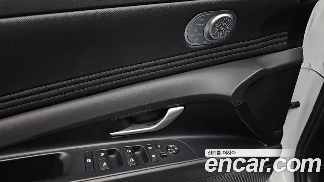 Hyundai Avante CN7 — Фото автомобиля 13