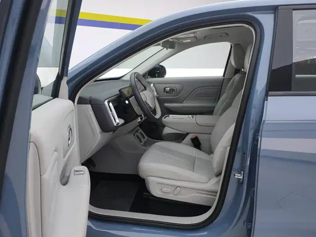 Leapmotor B10 — Фото автомобиля 9