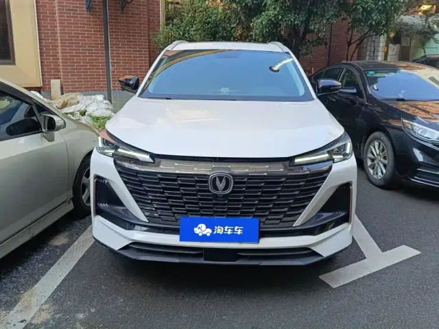 Changan CS55 Plus — Фото автомобиля 2