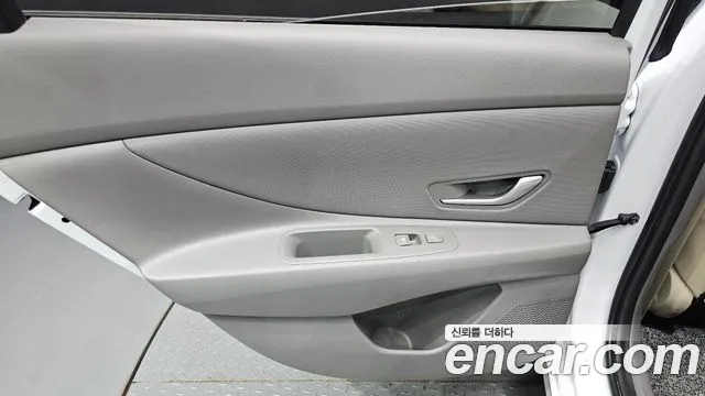Hyundai Avante CN7 — Фото автомобиля 14