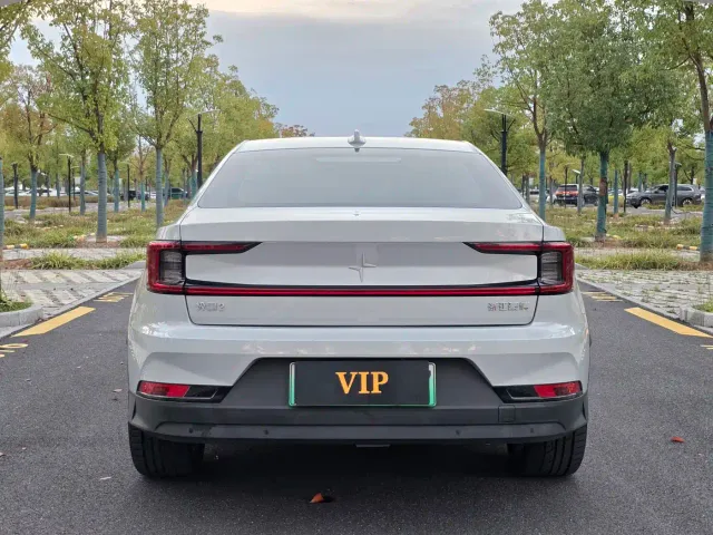 Polestar 2 — Фото автомобиля 5