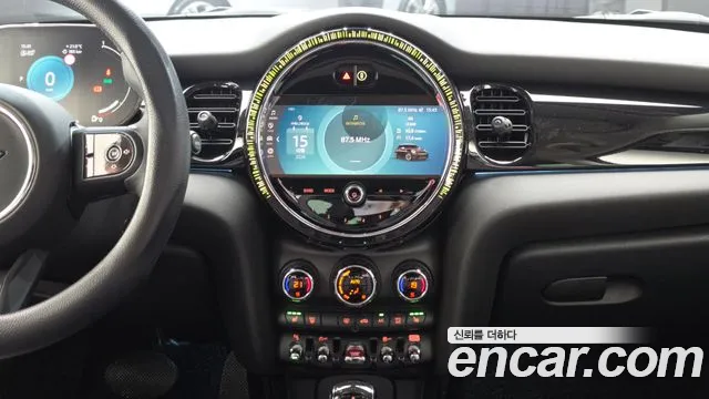 MINI Cooper — Фото автомобиля 14