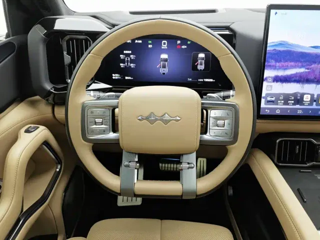 BYD FangChengBao Leopard 8 — Фото автомобиля 11
