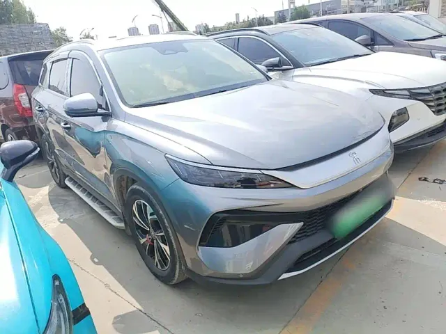 BYD Song Pro — Фото автомобиля 3