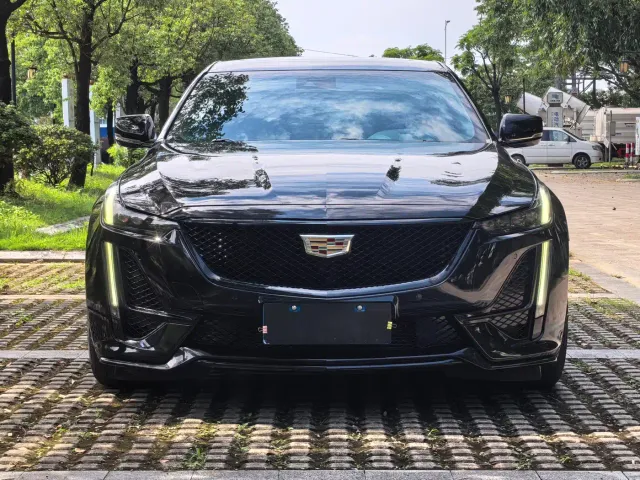 Cadillac CT5 — Фото автомобиля 2