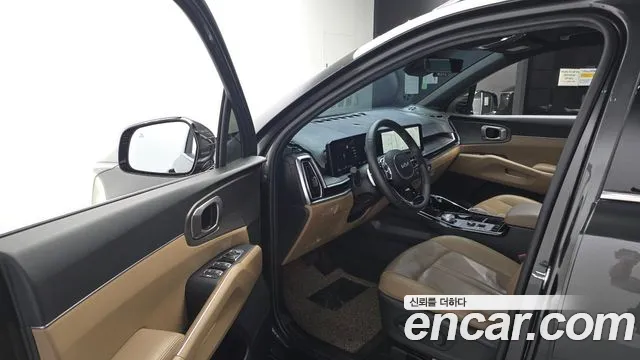 Kia Sorento Новый Sorento 4 поколение Бензин 2.5T 2WD — Фото автомобиля 9