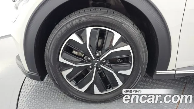 Kia EV6 Long Range — Фото автомобиля 4