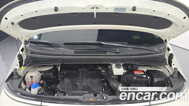 Hyundai Staria Staria L3.5 Lounge 7 мест — Фото автомобиля 6