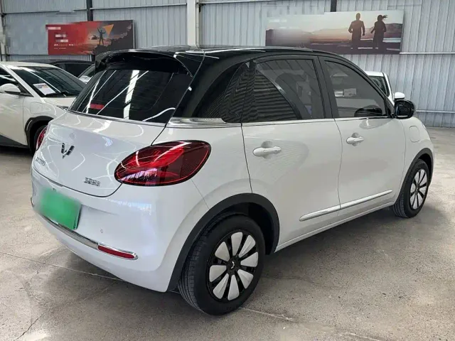 Wuling Bingo — Фото автомобиля 12