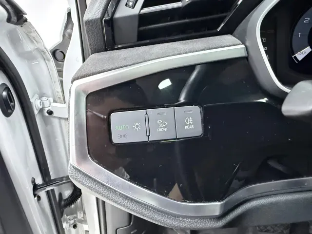 Audi Q3 — Фото автомобиля 18