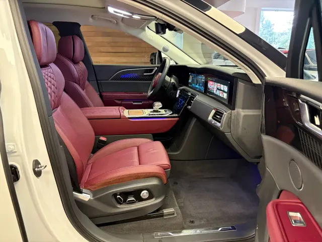 Hongqi E-HS9 — Фото автомобиля 19
