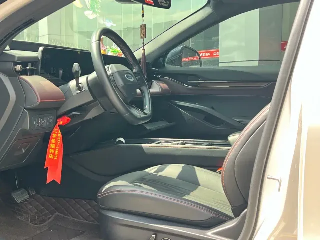 Ford Mondeo — Фото автомобиля 6