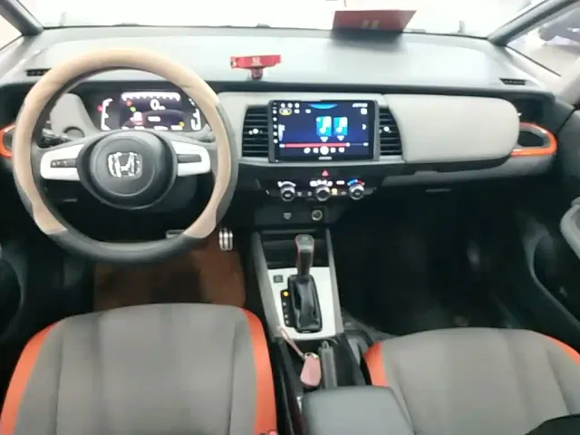 Honda LIFE 2021 1.5L CVT SPORT Heartbeat Edition — Фото автомобиля 9