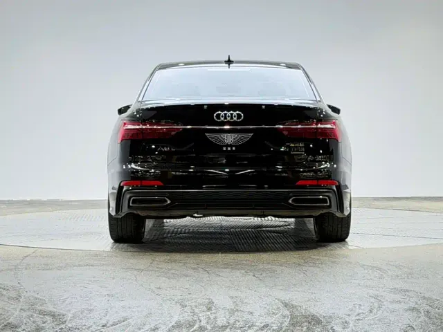 Audi Audi A6L 2024 45 TFSI quattro Premium Dynamic — Фото автомобиля 3