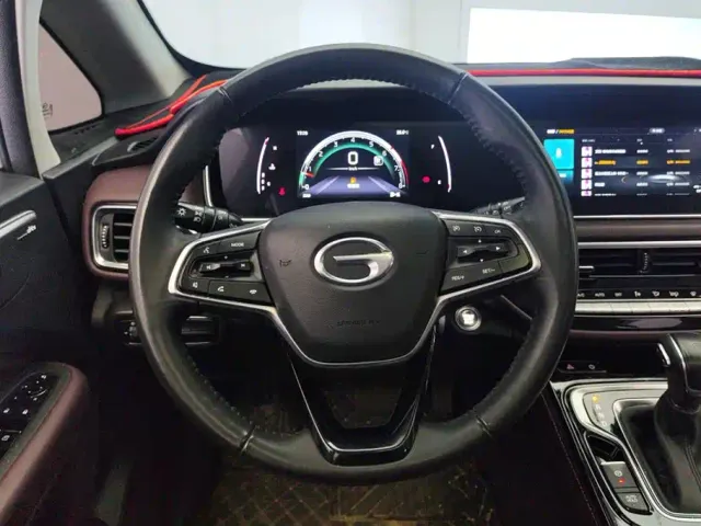 GAC Trumpchi M6 — Фото автомобиля 15