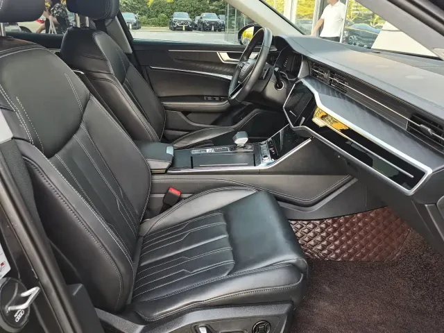 Audi A6L — Фото автомобиля 17