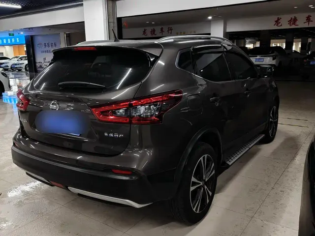 Nissan Qashqai — Фото автомобиля 7