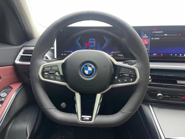 BMW i3 — Фото автомобиля 12