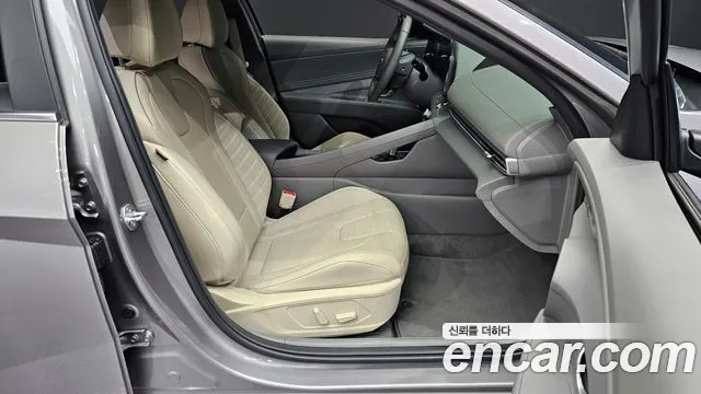 Hyundai AVANTE Inspiration — Фото автомобиля 26