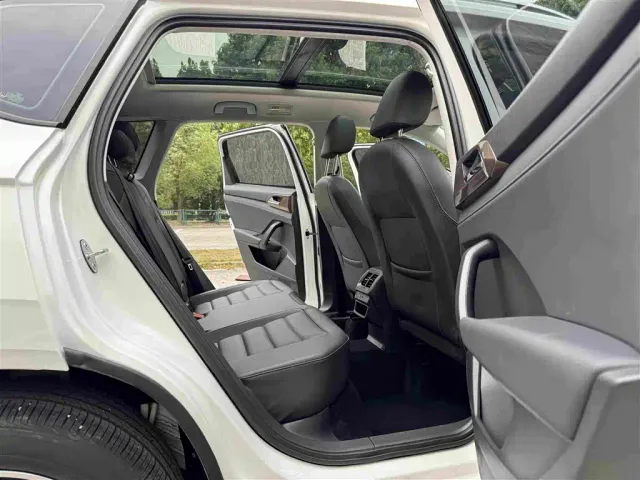 Volkswagen Tharu — Фото автомобиля 18