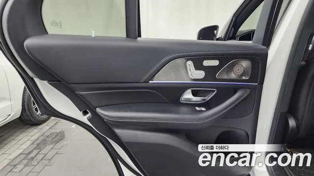 Mercedes-Benz GLE-Class — Фото автомобиля 21