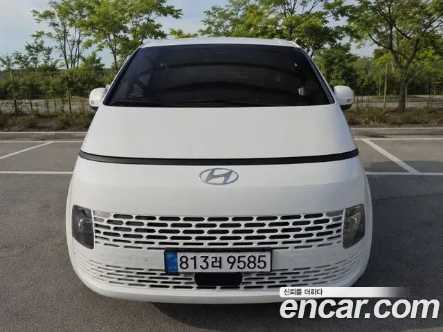 Hyundai Staria — Фото автомобиля 3