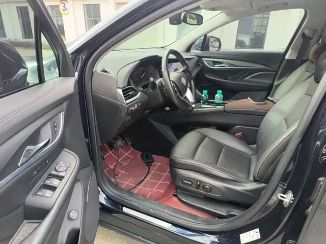 Buick Enclave — Фото автомобиля 15
