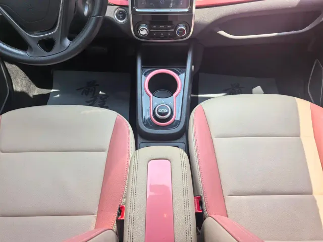Chery eQ1 — Фото автомобиля 14