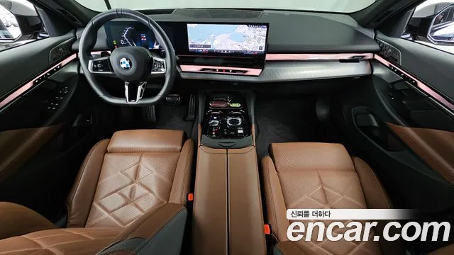 BMW 5-Series 5 серия (G60) 530i xDrive M Sport Pro Special Edition — Фото автомобиля 7